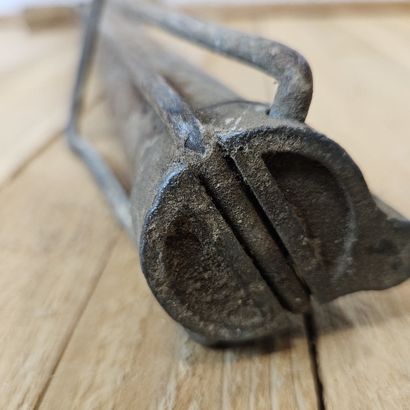 GOLDEN ROD ANTIQUE METAL WOOD BICYCLE PUMP - INCOMPLETE - NO HOSE - USE AS DECOR - Picture 8 of 8